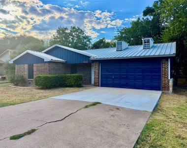 1729 W Doyle Street - Photo Thumbnail 1