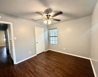 1729 W Doyle Street - Photo Thumbnail 22