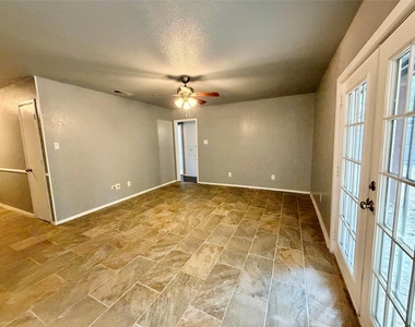 1729 W Doyle Street - Photo Thumbnail 12