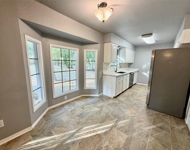 1729 W Doyle Street - Photo Thumbnail 7