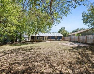 1729 W Doyle Street - Photo Thumbnail 33