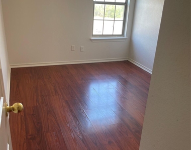4606 Alamosa Street - Photo Thumbnail 36