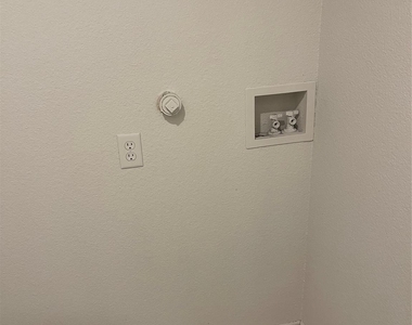 4606 Alamosa Street - Photo Thumbnail 14