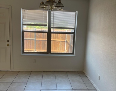 4606 Alamosa Street - Photo Thumbnail 4