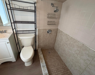 1912 Arthur Street - Photo Thumbnail 7