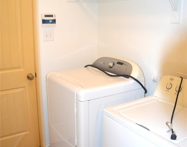 145 Meadow Crest Drive - Photo Thumbnail 9