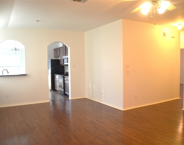 145 Meadow Crest Drive - Photo Thumbnail 3