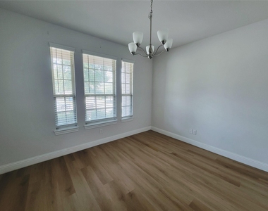 3814 Bastrop Street - Photo Thumbnail 5