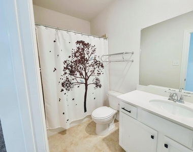 3814 Bastrop Street - Photo Thumbnail 31