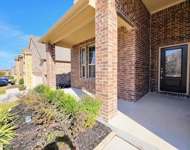 3814 Bastrop Street - Photo Thumbnail 2
