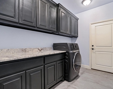 2128 Christine Drive - Photo Thumbnail 22