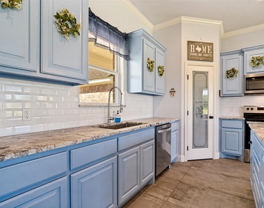 2128 Christine Drive - Photo Thumbnail 1