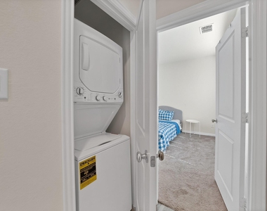 1622 Hope Lane - Photo Thumbnail 16
