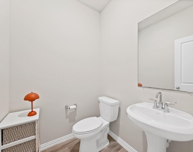 1622 Hope Lane - Photo Thumbnail 19