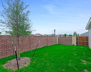 7109 Gray Wolf Lane - Photo Thumbnail 22