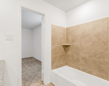 7109 Gray Wolf Lane - Photo Thumbnail 14