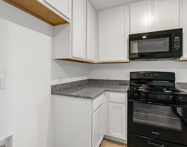 7109 Gray Wolf Lane - Photo Thumbnail 7
