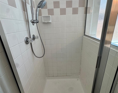 6916 Indiana Avenue - Photo Thumbnail 17