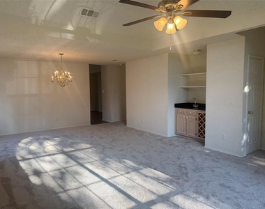 6916 Indiana Avenue - Photo Thumbnail 1
