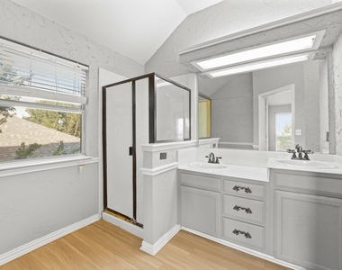 1801 Overland Street - Photo Thumbnail 11