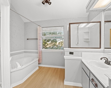 1801 Overland Street - Photo Thumbnail 10