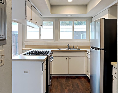 462 Westview Terrace - Photo Thumbnail 6