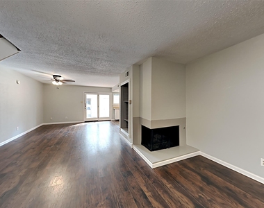 462 Westview Terrace - Photo Thumbnail 3