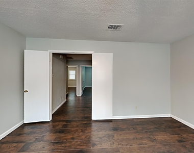 462 Westview Terrace - Photo Thumbnail 7