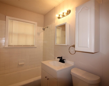 5020 Cedar Hill Road - Photo Thumbnail 6
