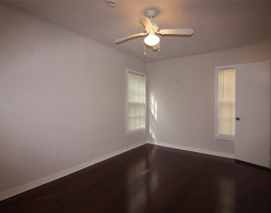 5020 Cedar Hill Road - Photo Thumbnail 11