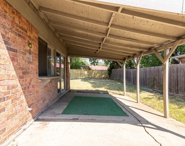 209 Pebblebrook Street - Photo Thumbnail 26