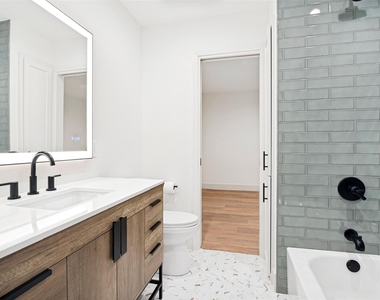 3817 Crestpark Drive - Photo Thumbnail 19