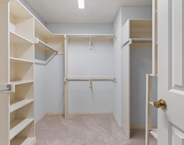 1404 Land Drive - Photo Thumbnail 8
