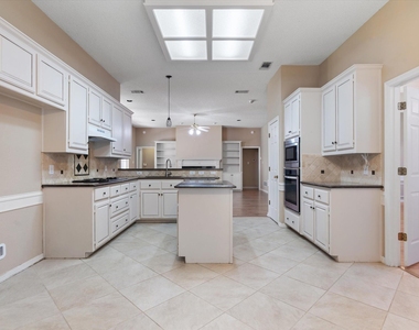 1404 Land Drive - Photo Thumbnail 18