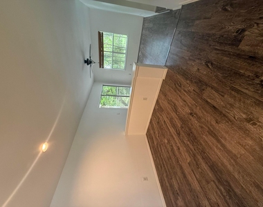 1865 Palm Cove Boulevard - Photo Thumbnail 20