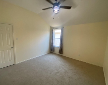 10133 Coolidge Drive - Photo Thumbnail 15