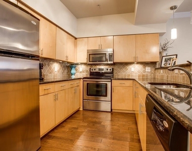 3102 Kings Road - Photo Thumbnail 3