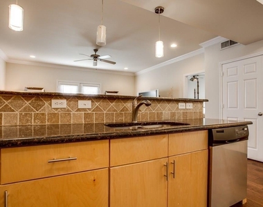 3102 Kings Road - Photo Thumbnail 4