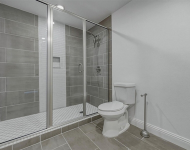 324 Hillcroft Road - Photo Thumbnail 19