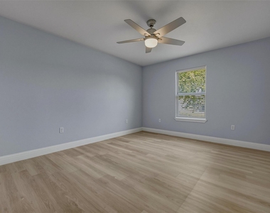324 Hillcroft Road - Photo Thumbnail 10