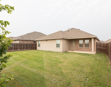 905 Silverbell Street - Photo Thumbnail 22