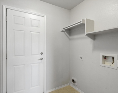 217 Ame Lane - Photo Thumbnail 20