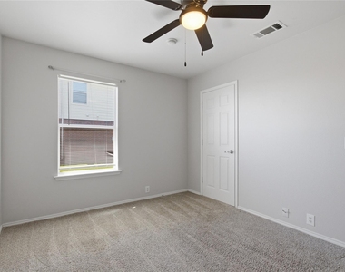 217 Ame Lane - Photo Thumbnail 6