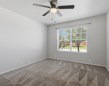 217 Ame Lane - Photo Thumbnail 8