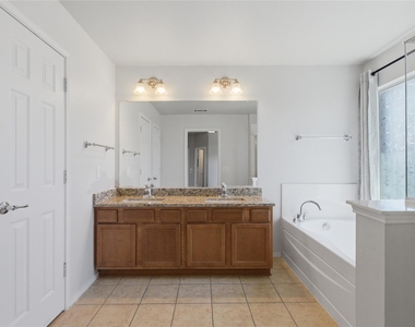 217 Ame Lane - Photo Thumbnail 5