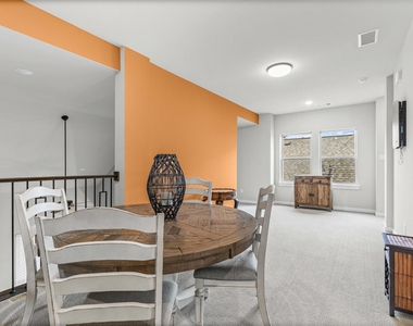 1501 Misty Pasture Way - Photo Thumbnail 14