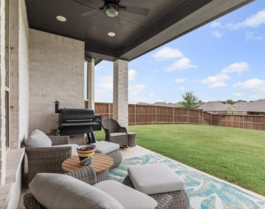 1501 Misty Pasture Way - Photo Thumbnail 27