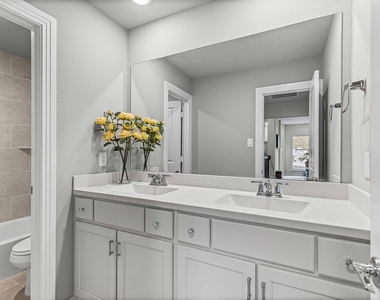 1501 Misty Pasture Way - Photo Thumbnail 17