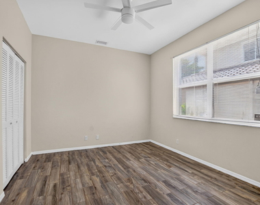 10031 Lexington Estates Boulevard - Photo Thumbnail 30