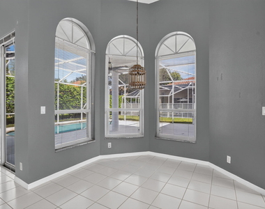10031 Lexington Estates Boulevard - Photo Thumbnail 13